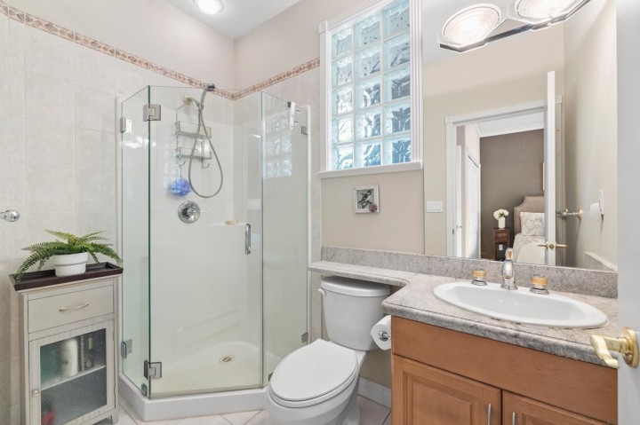 Photo 25 at 2362 Marine Drive, Dundarave, West Vancouver