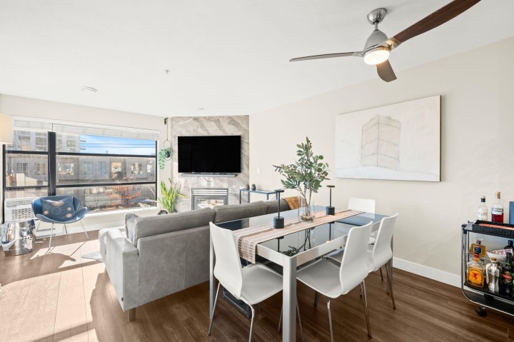 Photo 2 at 410 - 124 W 3rd Street, Lower Lonsdale, North Vancouver