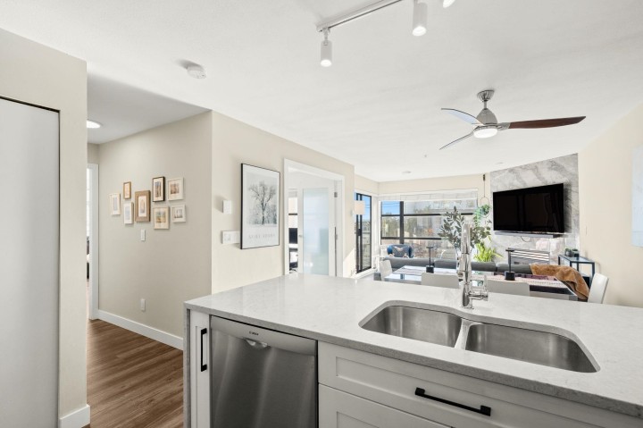 Photo 9 at 410 - 124 W 3rd Street, Lower Lonsdale, North Vancouver