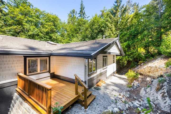 Photo 36 at 5671 Westport Road, Eagle Harbour, West Vancouver