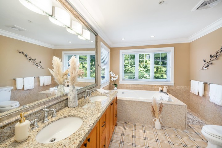 Photo 21 at 5671 Westport Road, Eagle Harbour, West Vancouver