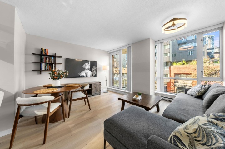 Photo 1 at 305 - 1082 Seymour Street, Downtown VW, Vancouver West