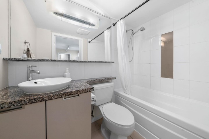 Photo 21 at 305 - 1082 Seymour Street, Downtown VW, Vancouver West