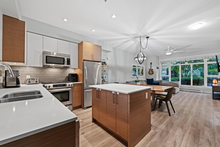 Photo 10 at 207 - 2135 Heritage Park Lane, Seymour NV, North Vancouver