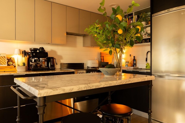 Photo 7 at 402 - 445 W 2nd Avenue, False Creek, Vancouver West