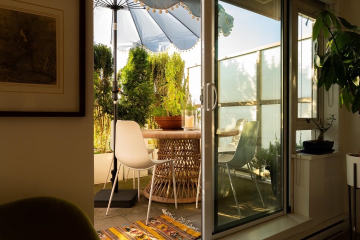 Photo 3 at 402 - 445 W 2nd Avenue, False Creek, Vancouver West