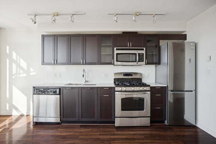 Photo 7 at 1010 - 4815 Eldorado Mews, Collingwood VE, Vancouver East