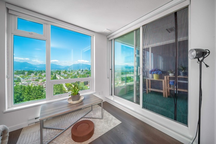 Photo 1 at 1703 - 5515 Boundary Road, Collingwood VE, Vancouver East