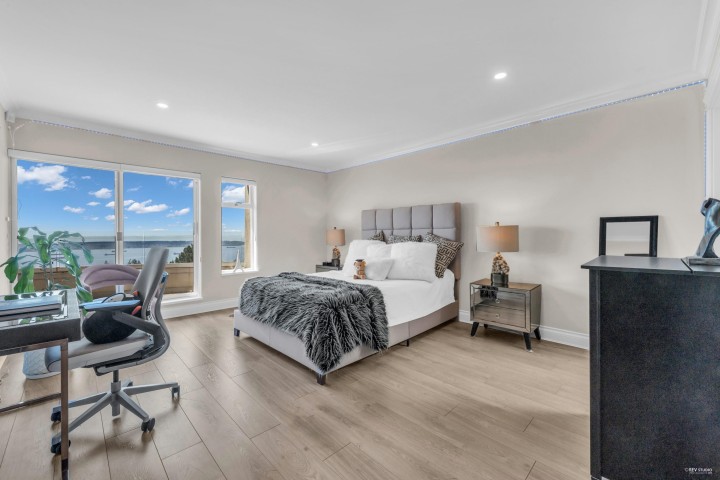 Photo 32 at 1439 Chippendale Road, Chartwell, West Vancouver