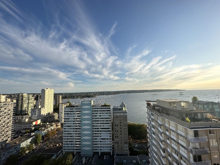 Photo 4 at 502 - 1850 Comox Street, West End VW, Vancouver West