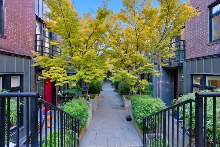 Photo 26 at 2761 Guelph Street, Mount Pleasant VE, Vancouver East