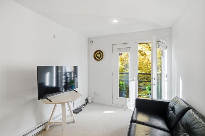 Photo 15 at 2761 Guelph Street, Mount Pleasant VE, Vancouver East