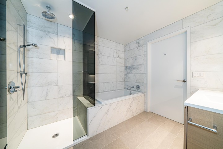 Photo 14 at 3902 - 1289 Hornby Street, Downtown VW, Vancouver West