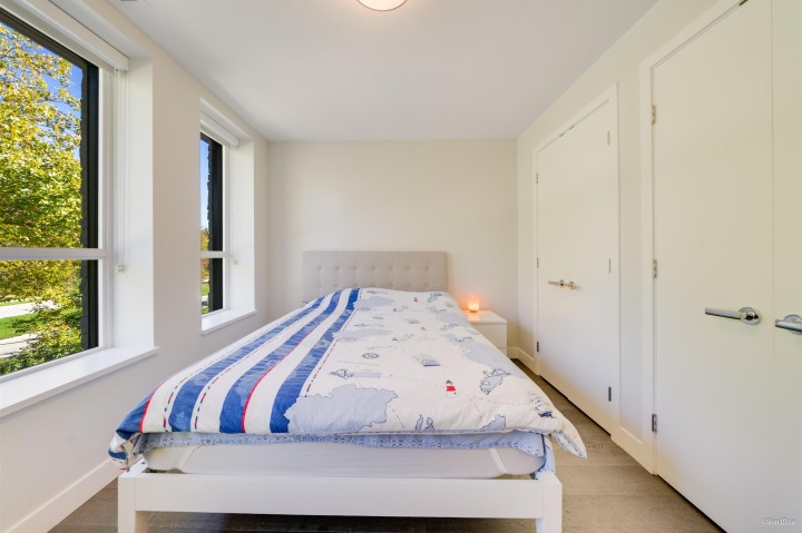 Photo 11 at 5336 University Boulevard, University VW, Vancouver West