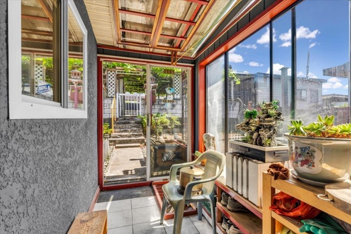 Photo 13 at 2168 Renfrew Street, Renfrew VE, Vancouver East