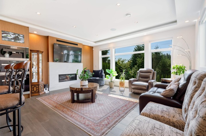 Photo 16 at 4399 Highland Boulevard, Forest Hills NV, North Vancouver