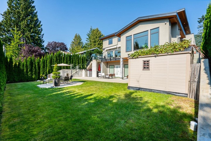 Photo 4 at 4399 Highland Boulevard, Forest Hills NV, North Vancouver