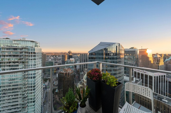 Photo 10 at 4006 - 1077 W Cordova Street, Coal Harbour, Vancouver West