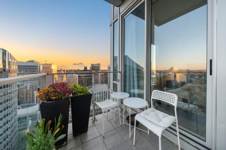 Photo 11 at 4006 - 1077 W Cordova Street, Coal Harbour, Vancouver West