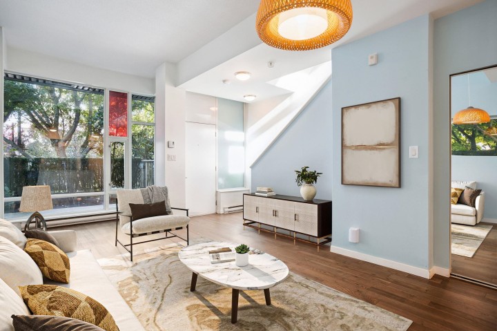 Photo 1 at 698 Citadel Parade, Downtown VW, Vancouver West