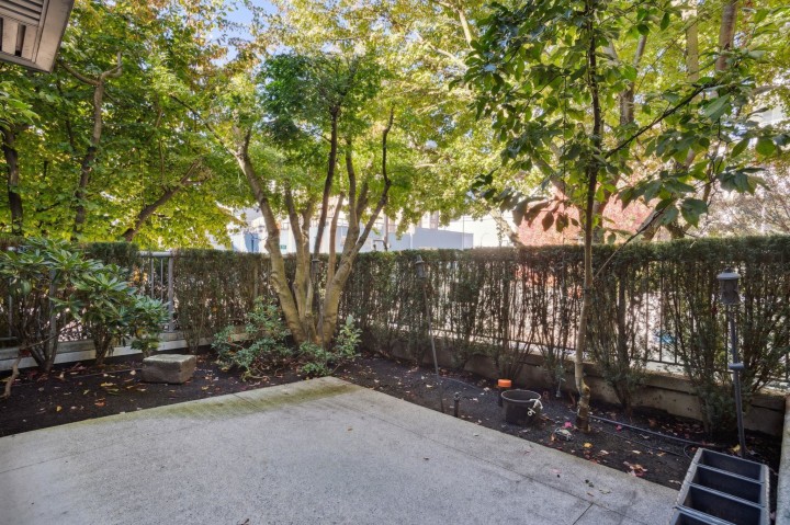 Photo 5 at 698 Citadel Parade, Downtown VW, Vancouver West