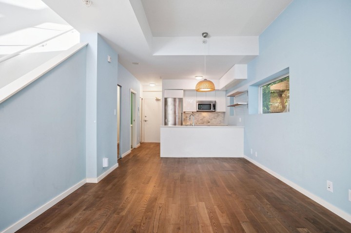 Photo 9 at 698 Citadel Parade, Downtown VW, Vancouver West