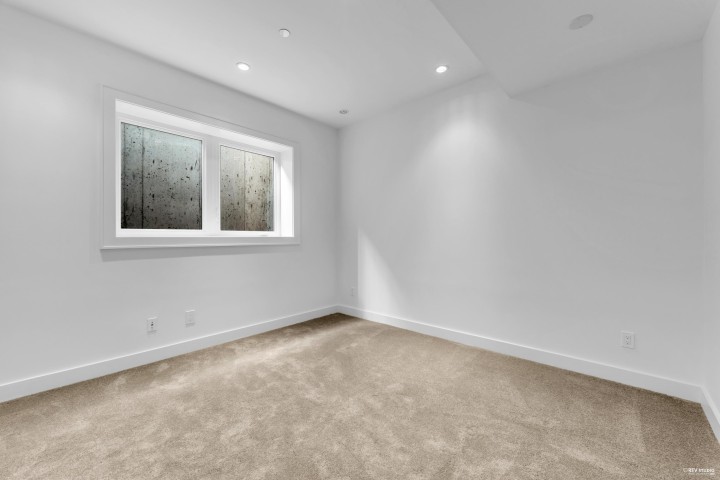 Photo 37 at 2478 Ottawa Avenue, Dundarave, West Vancouver