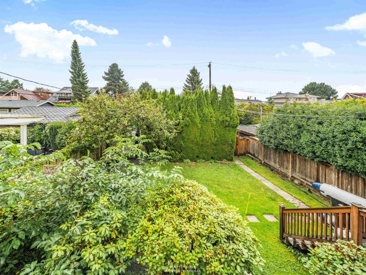 Photo 3 at 3025 W 2nd Avenue, Kitsilano, Vancouver West