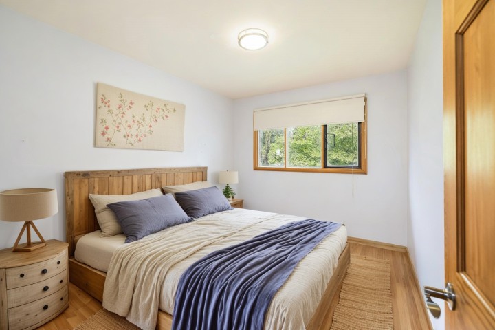 Photo 15 at 1561 Merlynn Crescent, Westlynn, North Vancouver