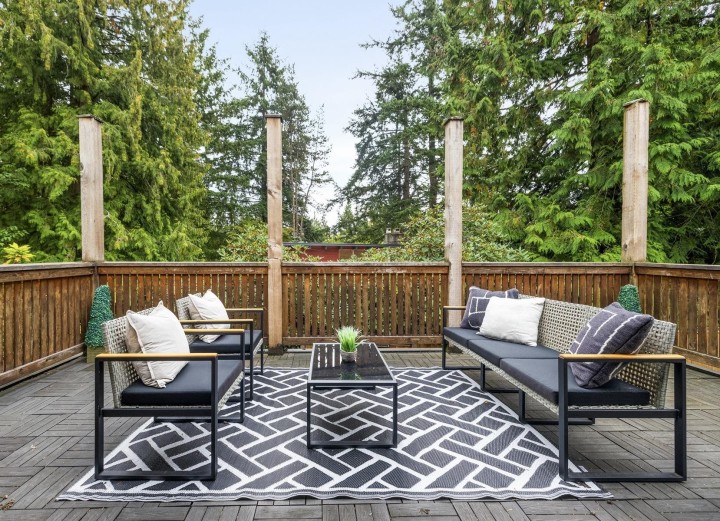 Photo 11 at 1561 Merlynn Crescent, Westlynn, North Vancouver