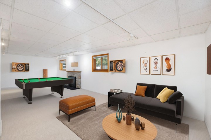 Photo 19 at 1561 Merlynn Crescent, Westlynn, North Vancouver