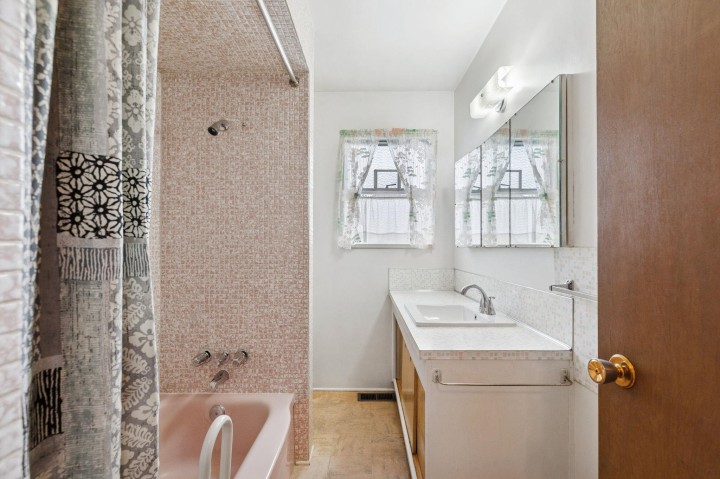 Photo 22 at 3129 E 23 Avenue, Renfrew Heights, Vancouver East