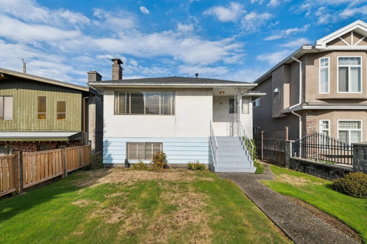 Photo 1 at 3129 E 23 Avenue, Renfrew Heights, Vancouver East