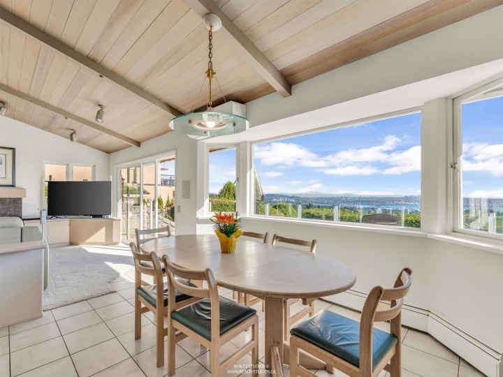 Photo 6 at 1331 Chartwell Drive, Chartwell, West Vancouver