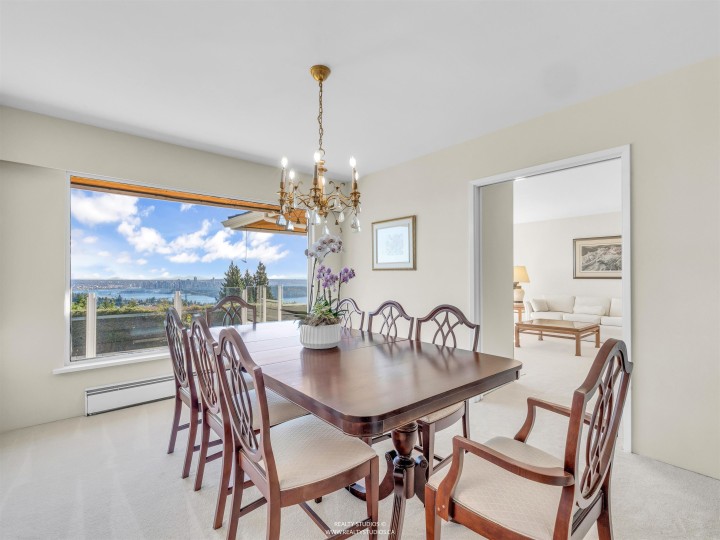 Photo 5 at 1331 Chartwell Drive, Chartwell, West Vancouver