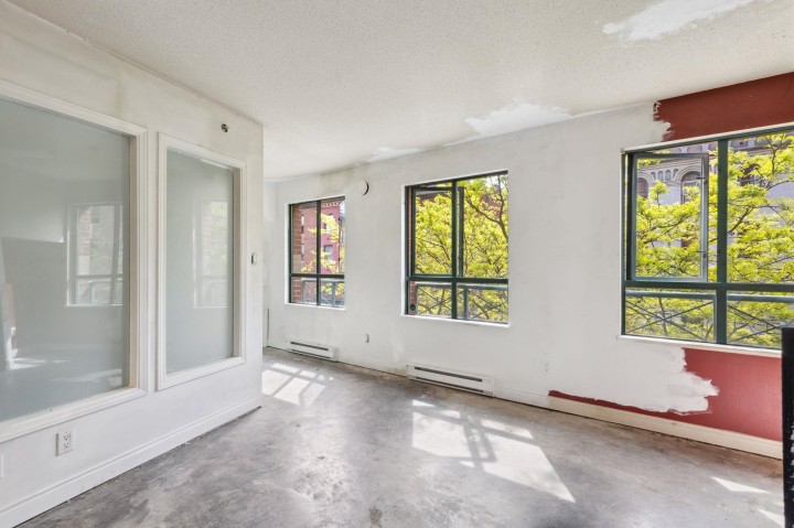 Photo 6 at 301 - 55 Alexander Street, Downtown VE, Vancouver East