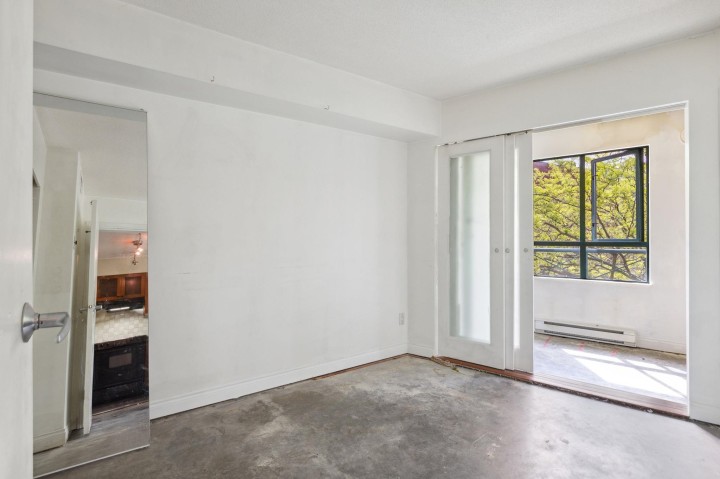 Photo 13 at 301 - 55 Alexander Street, Downtown VE, Vancouver East