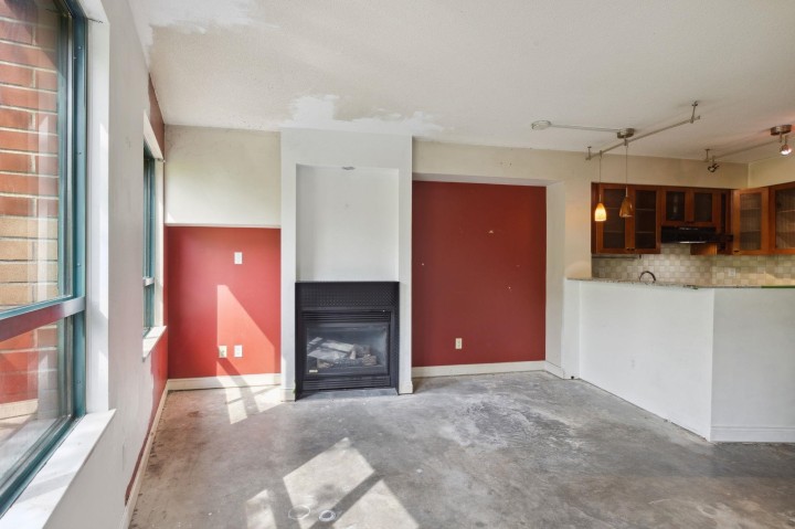 Photo 8 at 301 - 55 Alexander Street, Downtown VE, Vancouver East