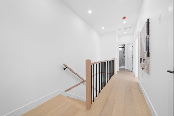 Photo 22 at 1 - 7361 Fraser Street, South Vancouver, Vancouver East