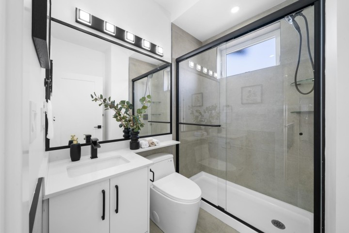 Photo 19 at 1 - 7361 Fraser Street, South Vancouver, Vancouver East