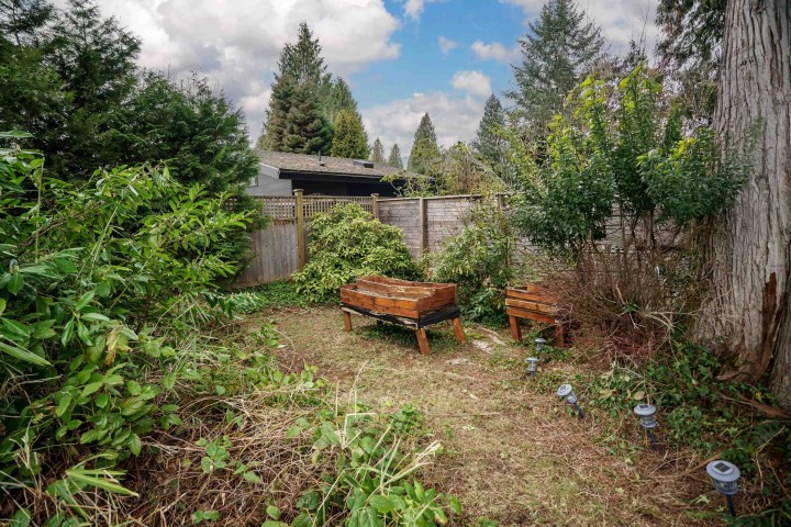 Photo 19 at 1170 Kendal Place, Edgemont, North Vancouver
