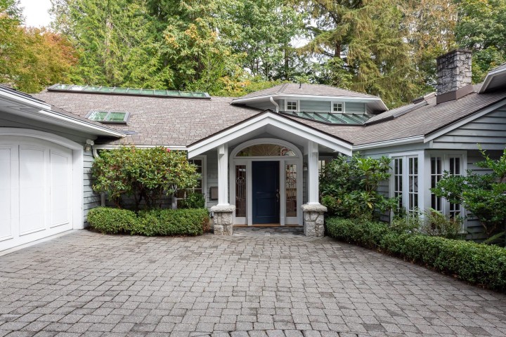 Photo 3 at 4708 Dogwood Lane, Olde Caulfeild, West Vancouver