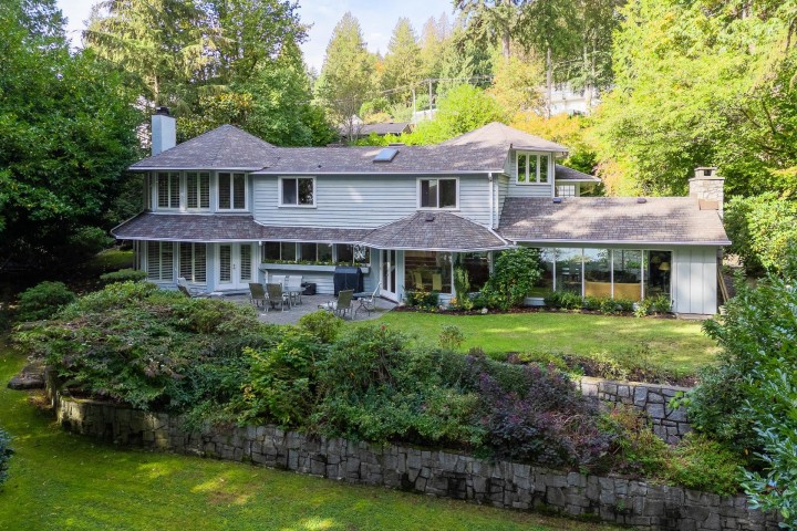 Photo 1 at 4708 Dogwood Lane, Olde Caulfeild, West Vancouver