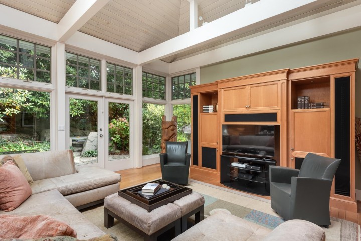 Photo 9 at 4708 Dogwood Lane, Olde Caulfeild, West Vancouver