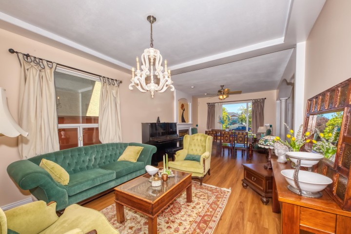 Photo 3 at 826 E 13th Street, Boulevard, North Vancouver