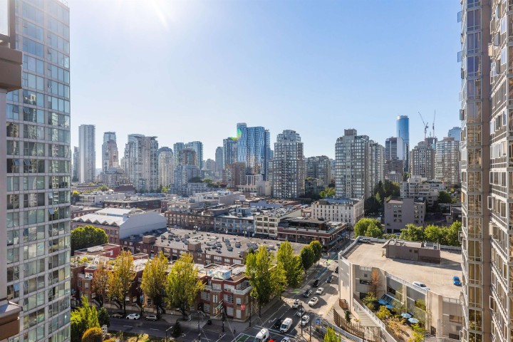 Photo 15 at 1801 - 989 Beatty Street, Yaletown, Vancouver West