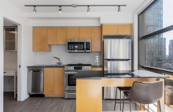 Photo 8 at 1801 - 989 Beatty Street, Yaletown, Vancouver West