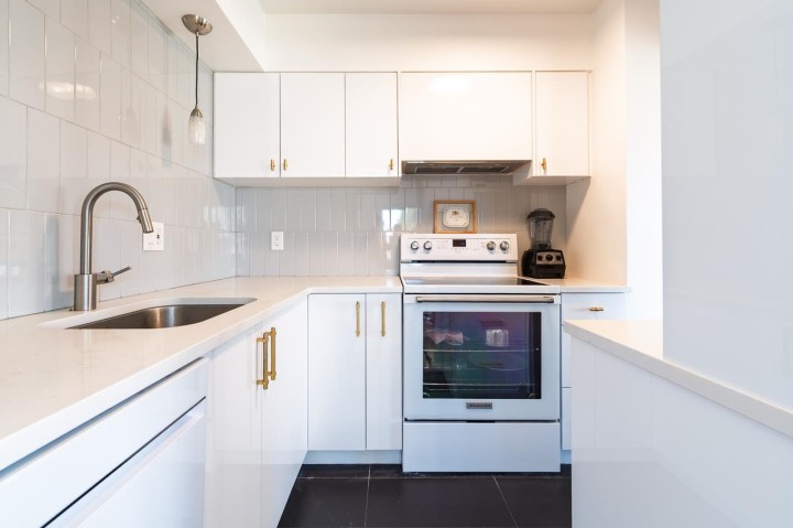 Photo 11 at 506 - 2409 W 43rd Avenue, Kerrisdale, Vancouver West