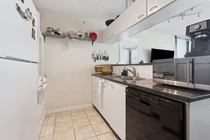 Photo 7 at 2007 - 1331 Alberni Street, West End VW, Vancouver West