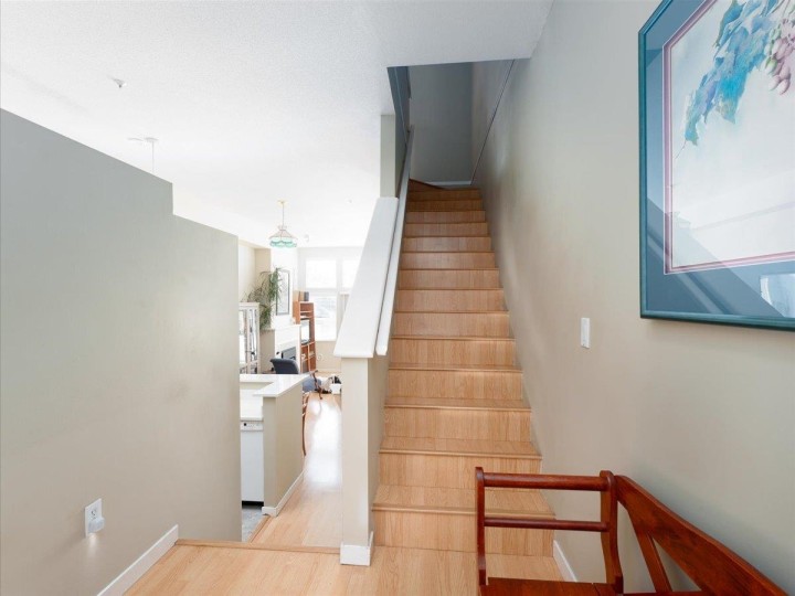 Photo 13 at 5 - 3588 Whitney Place, Champlain Heights, Vancouver East